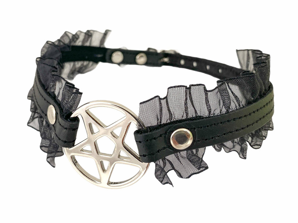 FCK130 PENTAGRAM LACE TRIM GOTH COLLAR