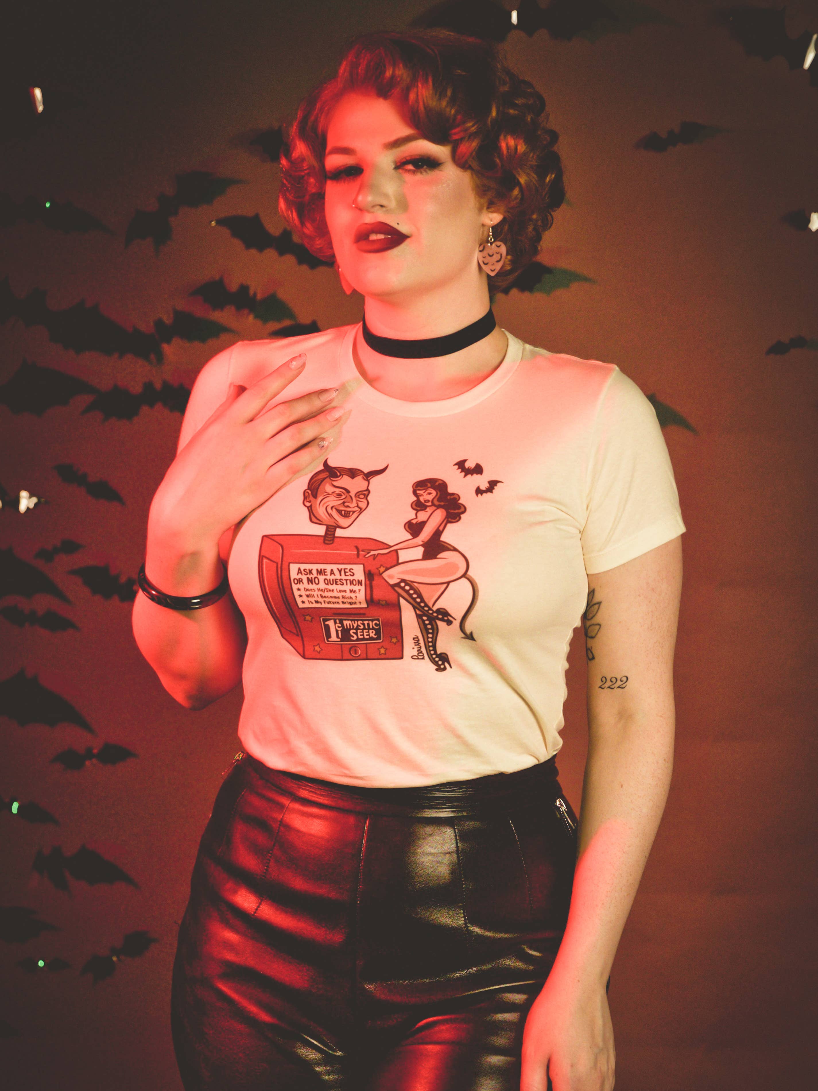 Devil's Fortune Fitted Tee in Ivory