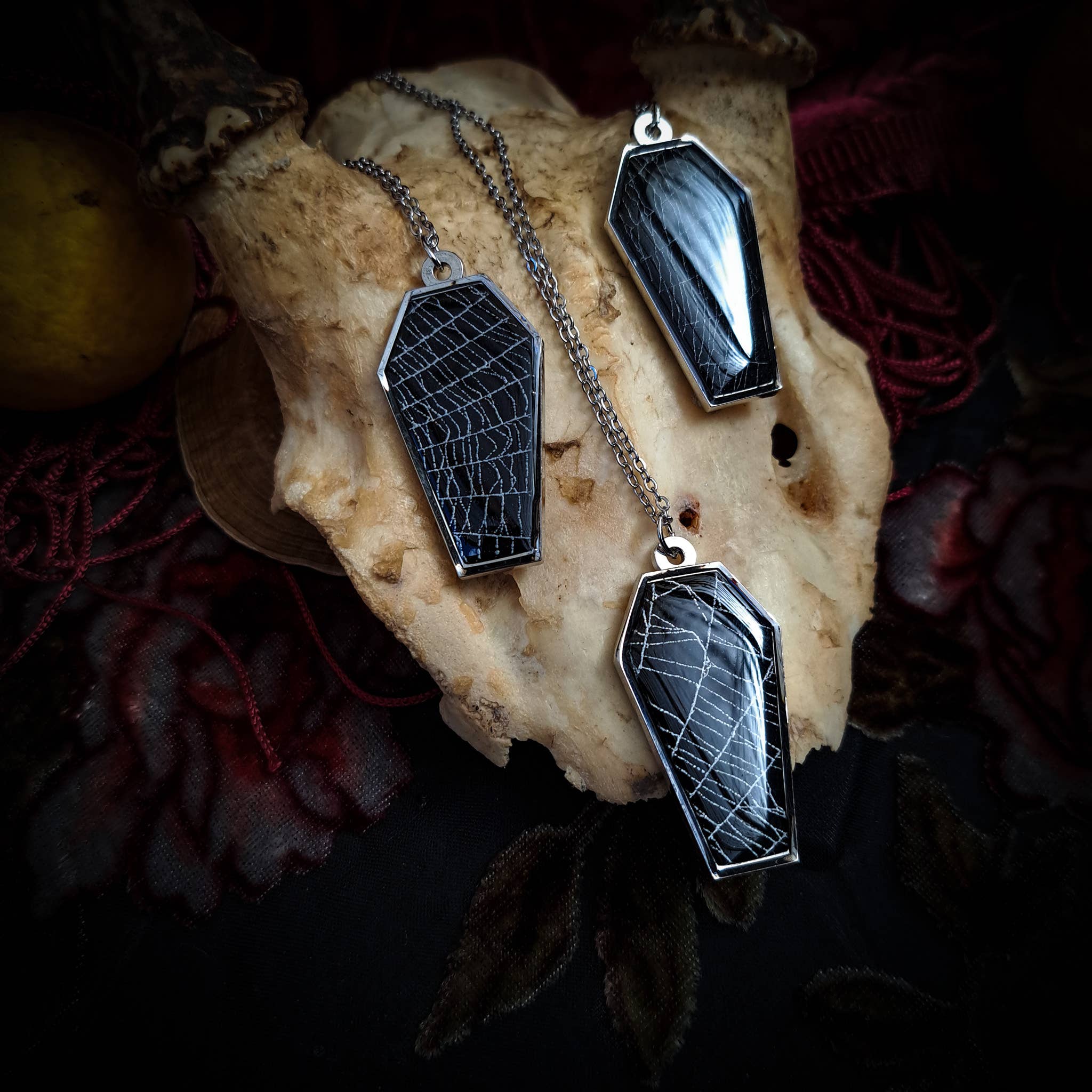 Real Spiderweb Coffins Silver (Necklace)